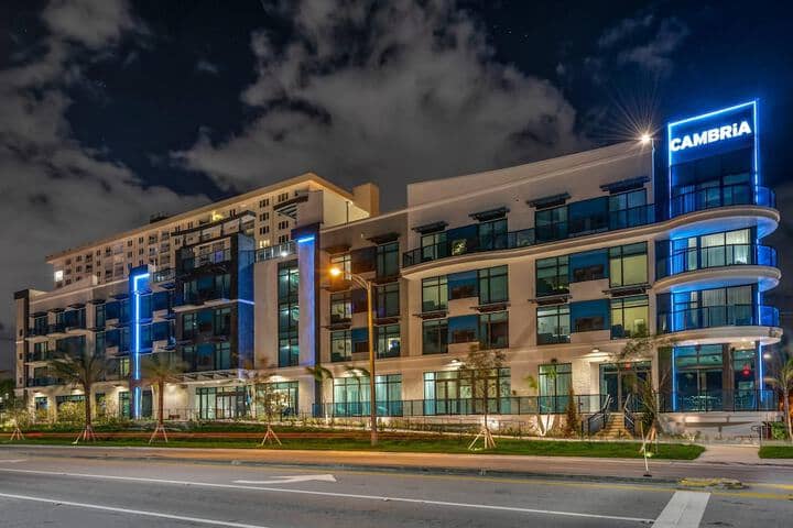 Hotel 55 of 62