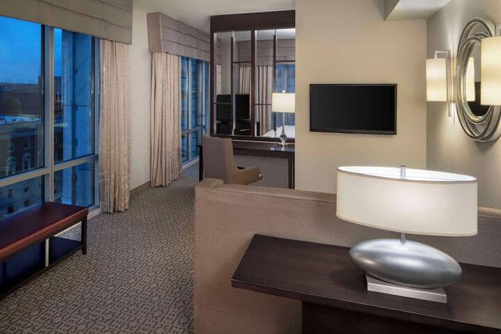 Room 18 of 42