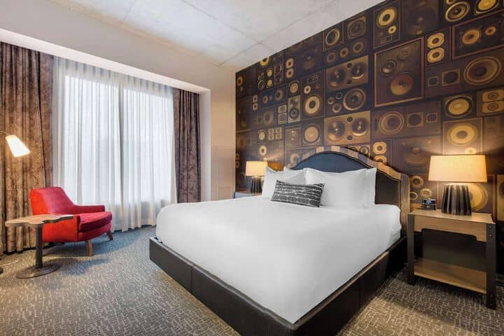 Room 20 of 83