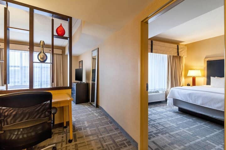 Room 10 of 56