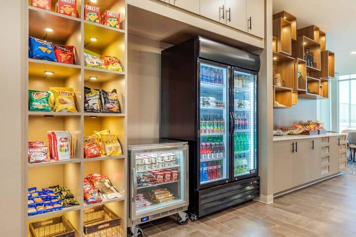 Snack bar