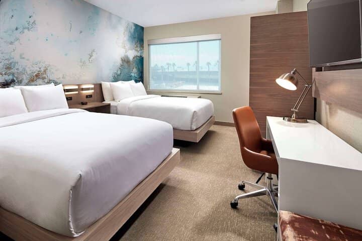 Room 10 of 52
