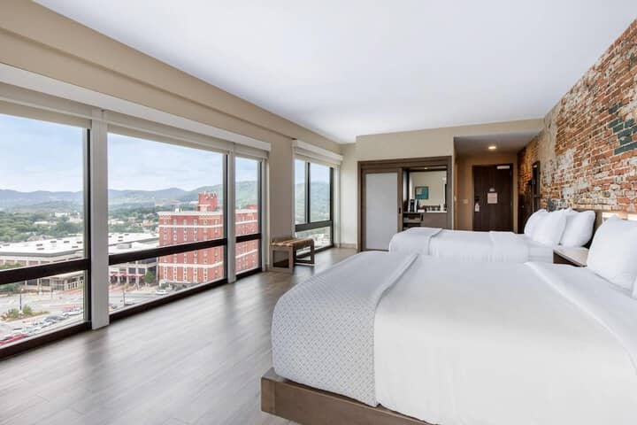 Room 21 of 99