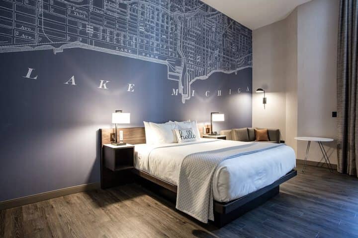 Room 10 of 80