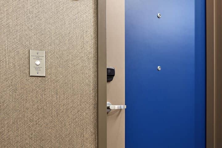 Room 8 of 52