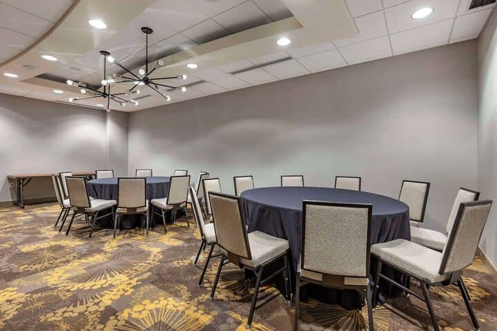 Meeting facility