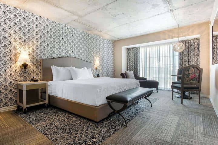 Room 22 of 51