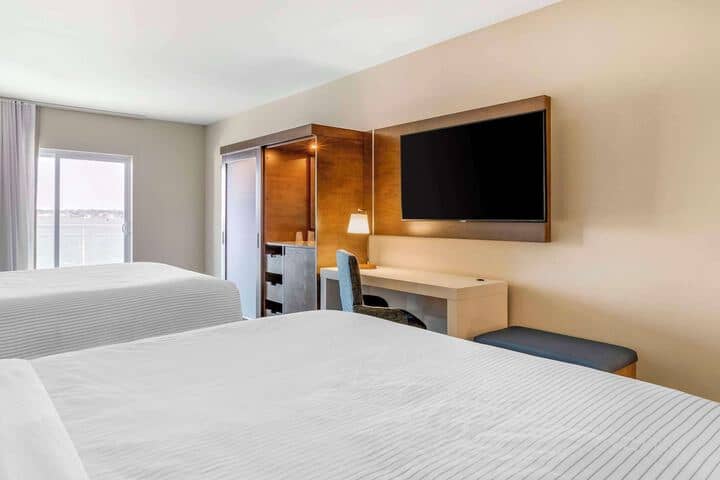 Room 48 of 89