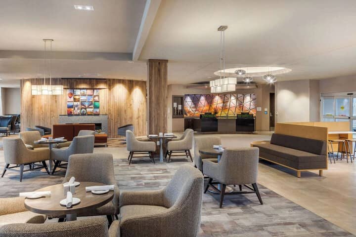 Hotel Interior 4 of 47